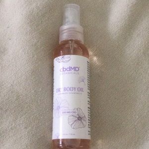CbdMD Dry Body Oil - Lavender Chamomile- full size , 4 oz spray 250mg CBD new
